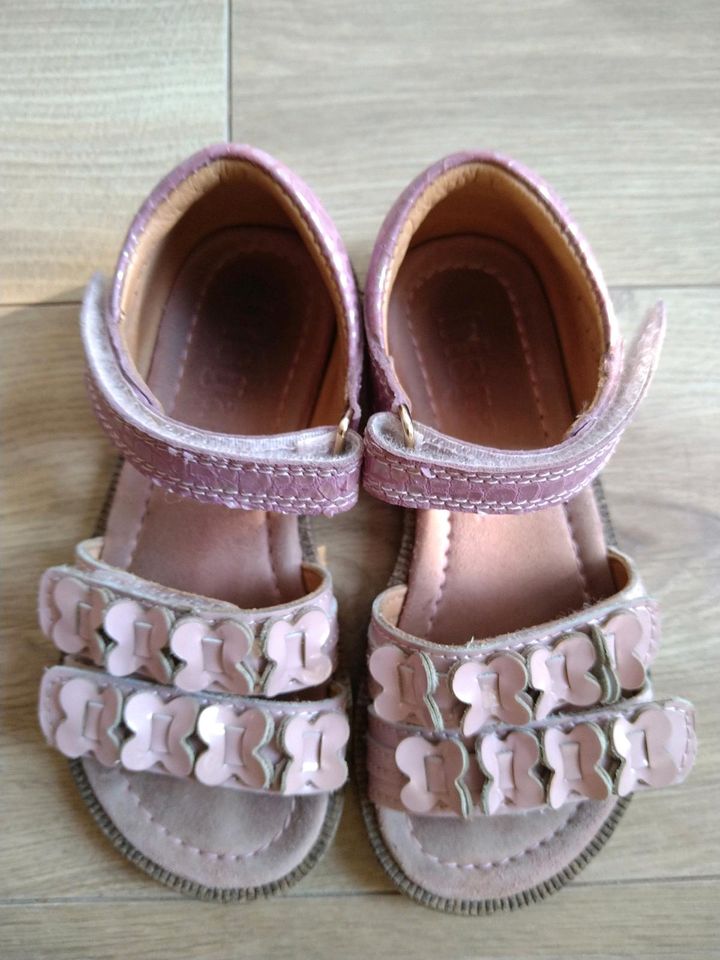 Bisgaard Sandalen Schuhe Größe 26 Leder pink nude Lack in Schwaig