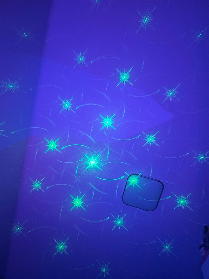 240 Muster Lichteffekt RGB LED Laser Projektor Disco Party in Soltau