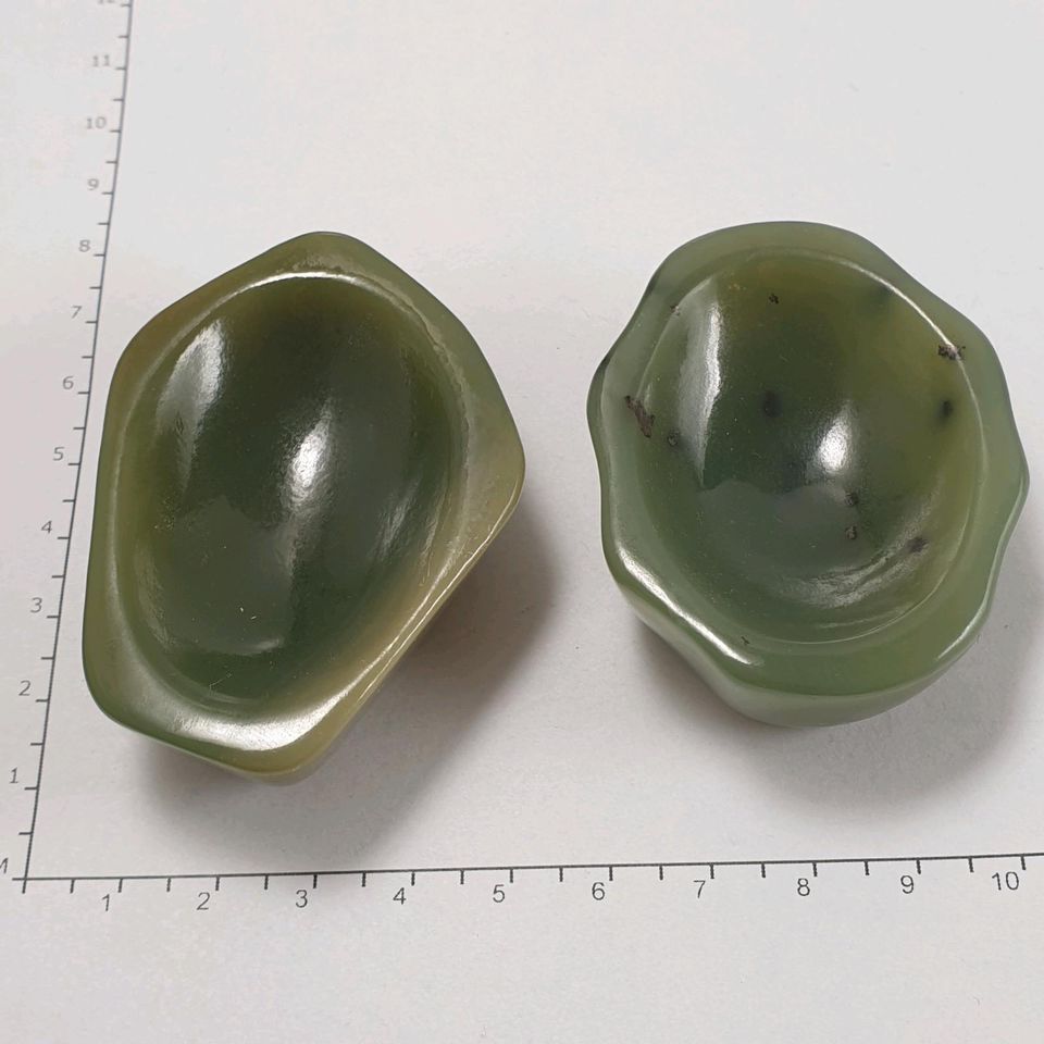 2 Echte kleine Jade Nephrit Schälchen ( 56 und 64 mm ) in Recklinghausen