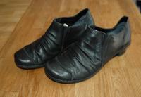 Halbschuhe / Slipper / Sneaker Rieker schwarz Gr.39 Nordrhein-Westfalen - Senden Vorschau