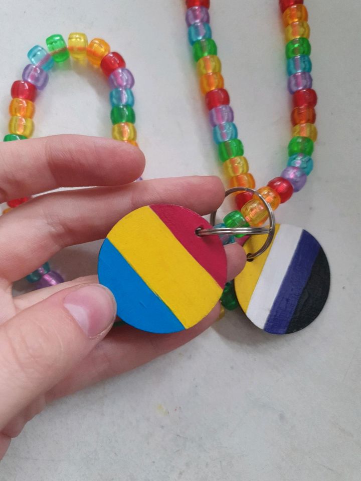 Pridesday/Prideweek/Pridemonth Kandi Kette/DIY in Wolfsburg