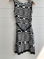 Kurzes Kleid in schwarz/weiß mit Gürtel Hessen - Griesheim Vorschau