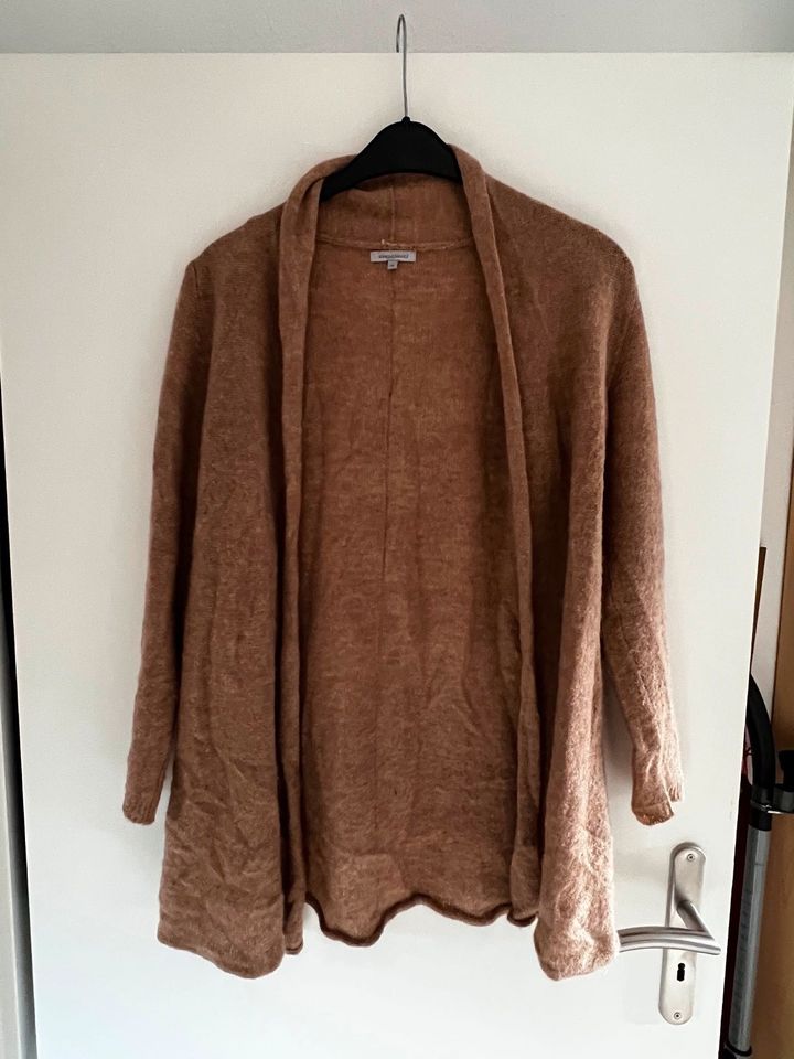 APRIORI - kuschelige, leichte Strickjacke in M, braun mit Mohair in Jübek