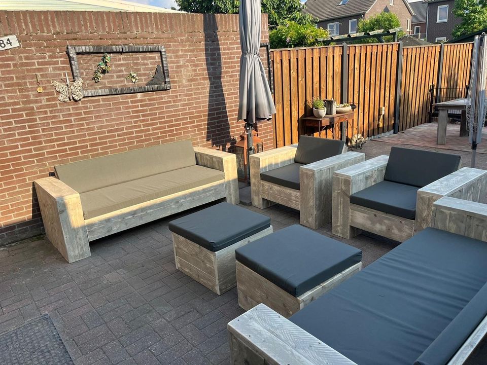 Gartenmöbel auf Bauholz Lounge Sofa loungeset Terrassenmöbel in Düsseldorf