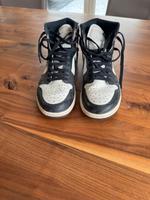 Verkaufe Jordan 1 high Mokka Köln - Widdersdorf Vorschau