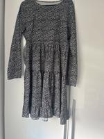 Frühlings/ Sommerliches Kleid in Größe M Niedersachsen - Faßberg Vorschau