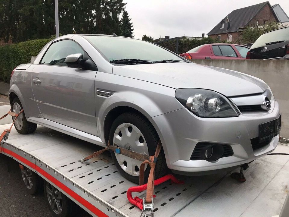 Opel Tigra Twintop 1.8 Ersatzteile Gebrauchtteile SCHLACHTFEST in Köln