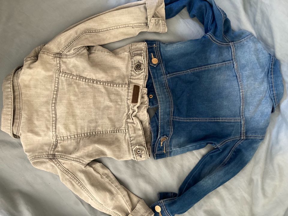 ZARA Jeansjacke 104 110 Blau Grau Jeans in Berlin