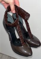 Burberry Pumps Heels neu ungetragen braun 37 Lackleder Leder Brandenburg - Potsdam Vorschau