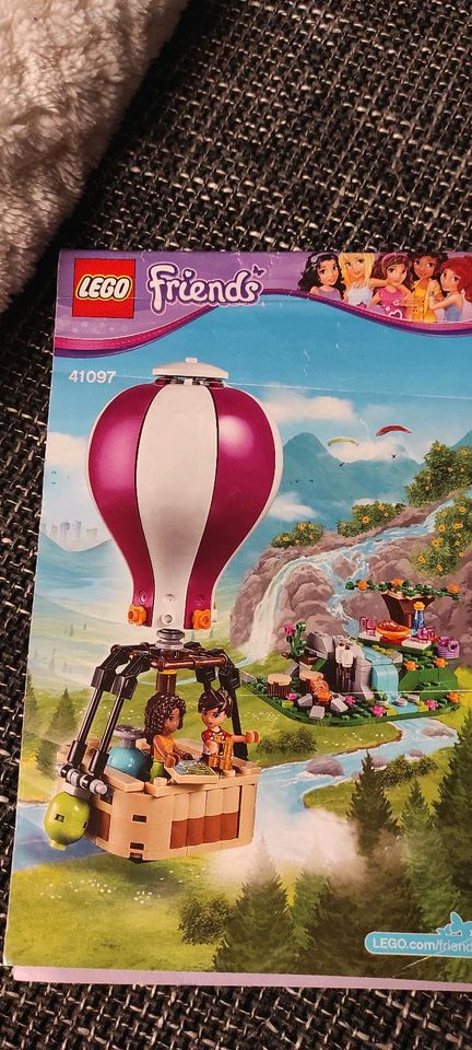 Lego Friends 41097 Heartlake Heißluftballon mit OVP und Anleitung in Erlabrunn