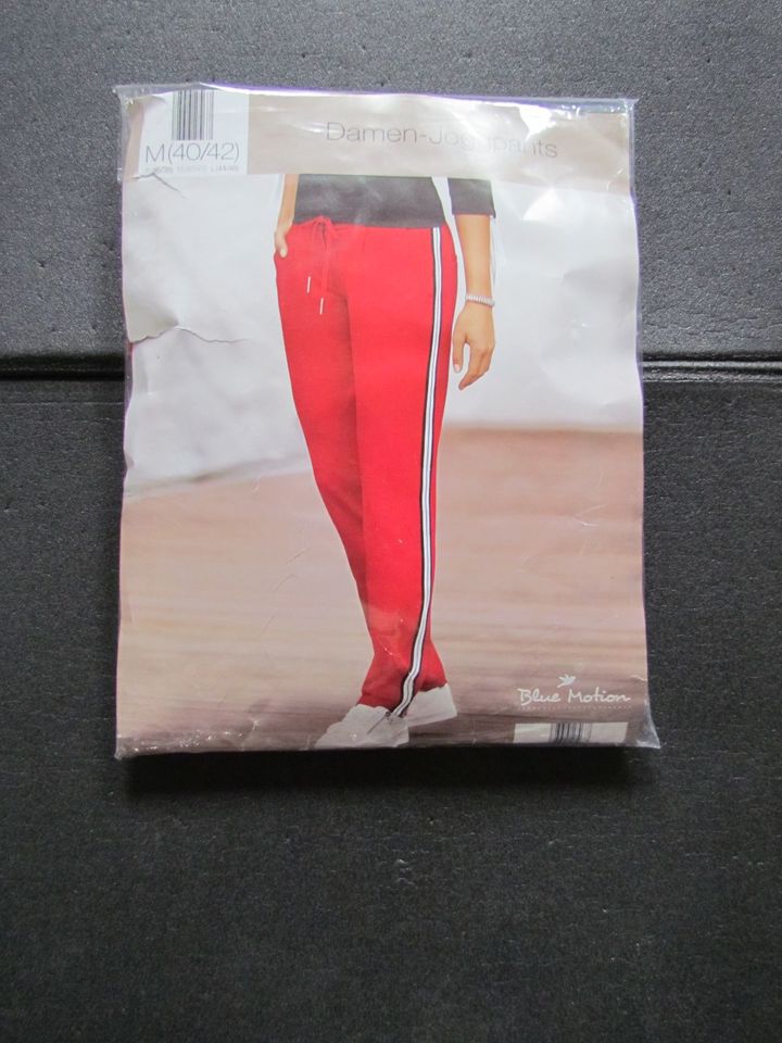 Damen Hose/Joggpants in rot Gr. 42, NEU in Karlsruhe