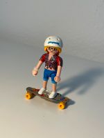 PLAYMOBIL 9338 Teenie mit Longboard Frankfurt am Main - Nordend Vorschau