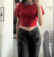 Levi’s Tshirt rot Damen Größe XS Vintage Y2K Nordrhein-Westfalen - Greven Vorschau