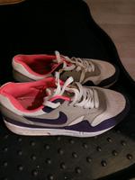 nike airmax damen women lila weiß pink schuhe sneaker Berlin - Neukölln Vorschau