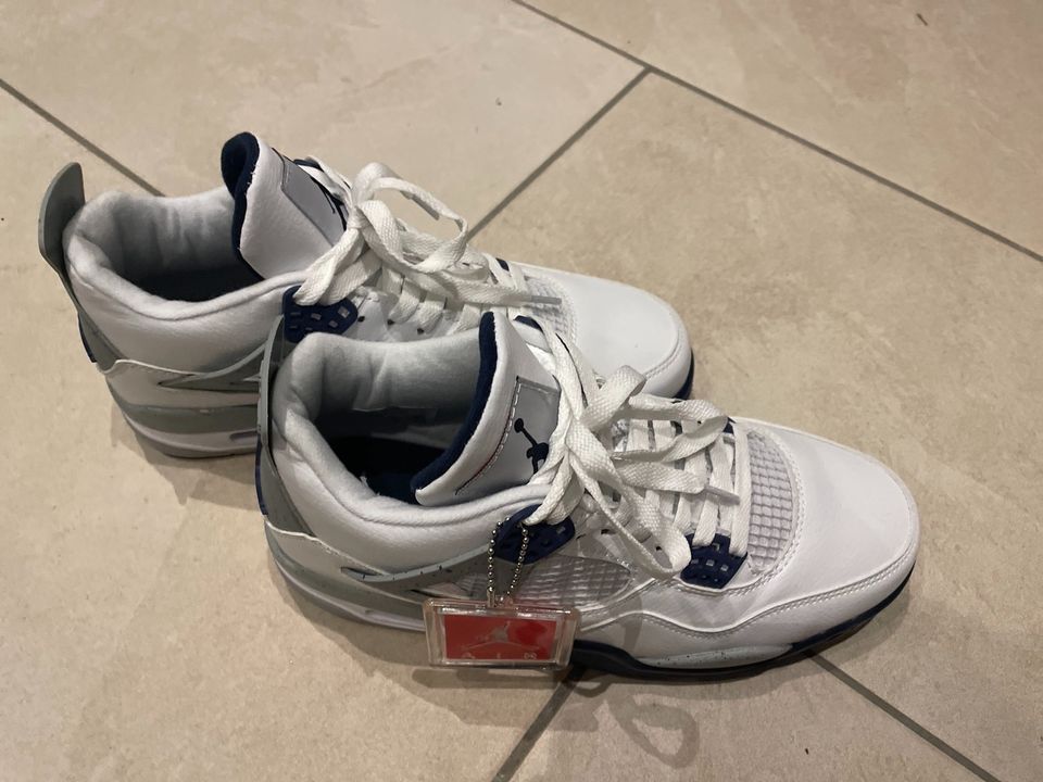 Jorden retro 4 weiß blau Schuhe Neu +Box | Basektball Sportschuhe in Mindelheim