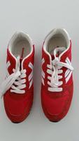 neuwertige  rote Sneaker  Gr. 39 Hannover - Vahrenwald-List Vorschau
