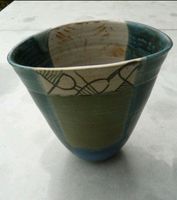 Töpfer Vase Töpfervase Keramik blau neuwertig Frankfurt am Main - Nieder-Erlenbach Vorschau