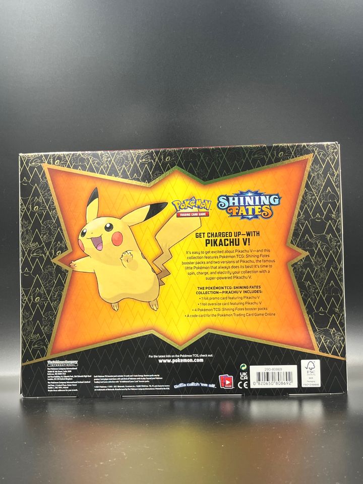 Pokemon Karten Shining Fates Pikachu V Box Englisch Neu OVP in Essen