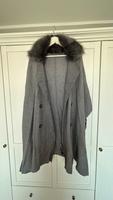 Poncho von Zara Düsseldorf - Grafenberg Vorschau