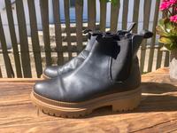 Boots Stiefel von H&M, schwarz, Gr. 40 Niedersachsen - Lüneburg Vorschau