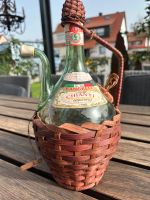 Alte Chianti Flasche mit Eiswürfelbehälter Decanter Bayern - Burgau Vorschau