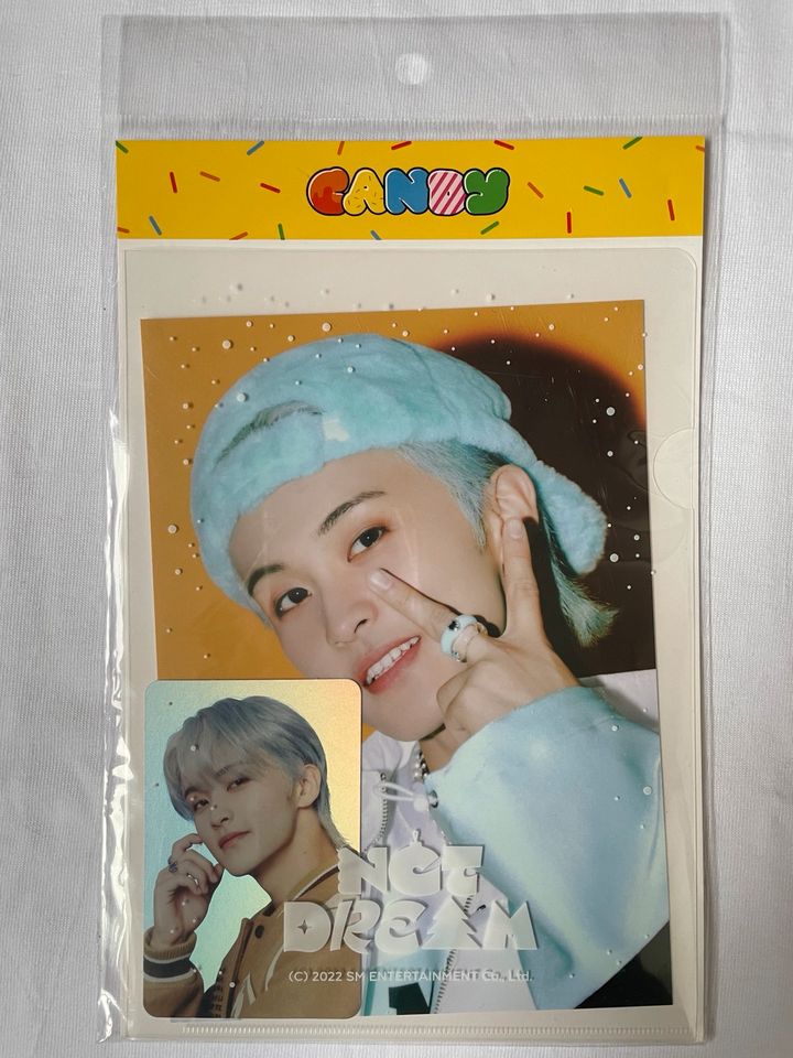 Mark Lee NCT DREAM Postcard Hologram Photocard CANDY MD kpop wts in Storkow (Mark)