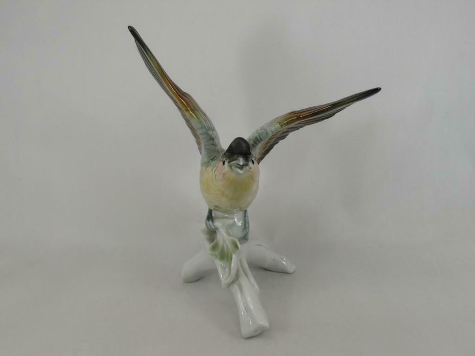 Karl Ens Lerche Porzellanfigur Figur Vogel Höhe ca. 20,5 cm in Essen