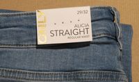 Jeans NEU Only Alicia Straight Regular Waist Größe 29/32 Nordfriesland - Husum Vorschau