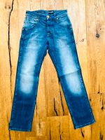 WRANGLER Jeans CRANK 28/32 - neuwertiger Zustand Nordrhein-Westfalen - Wesseling Vorschau