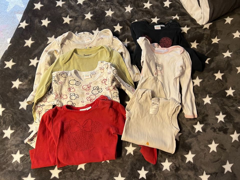 Kleiderpaket Babybody Bodys Gr. 86-92 in Schwalbach