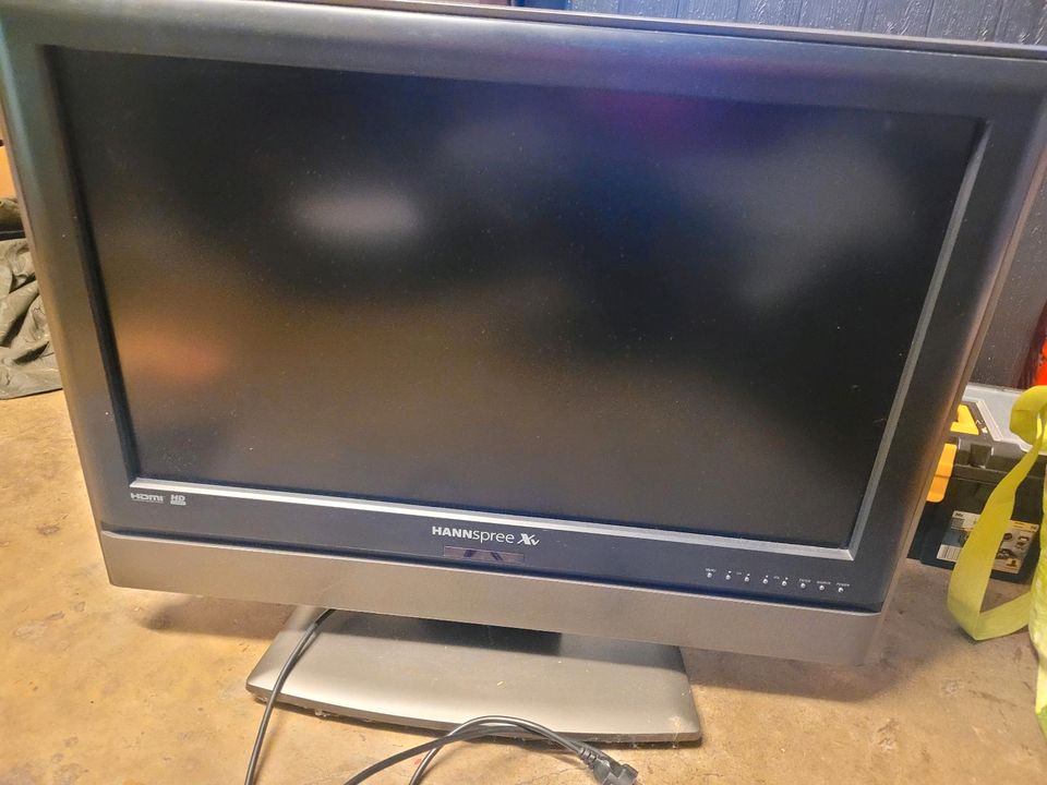 LCD TV HANNspree 32 Zoll in Braunschweig