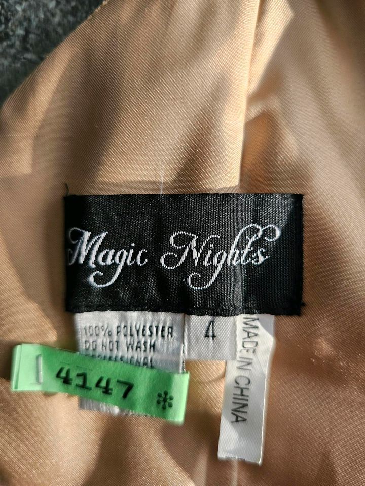 Abschlusskleid Abikleid Abendkleid Magic Nights 34 XS schwarz bei in Hamburg