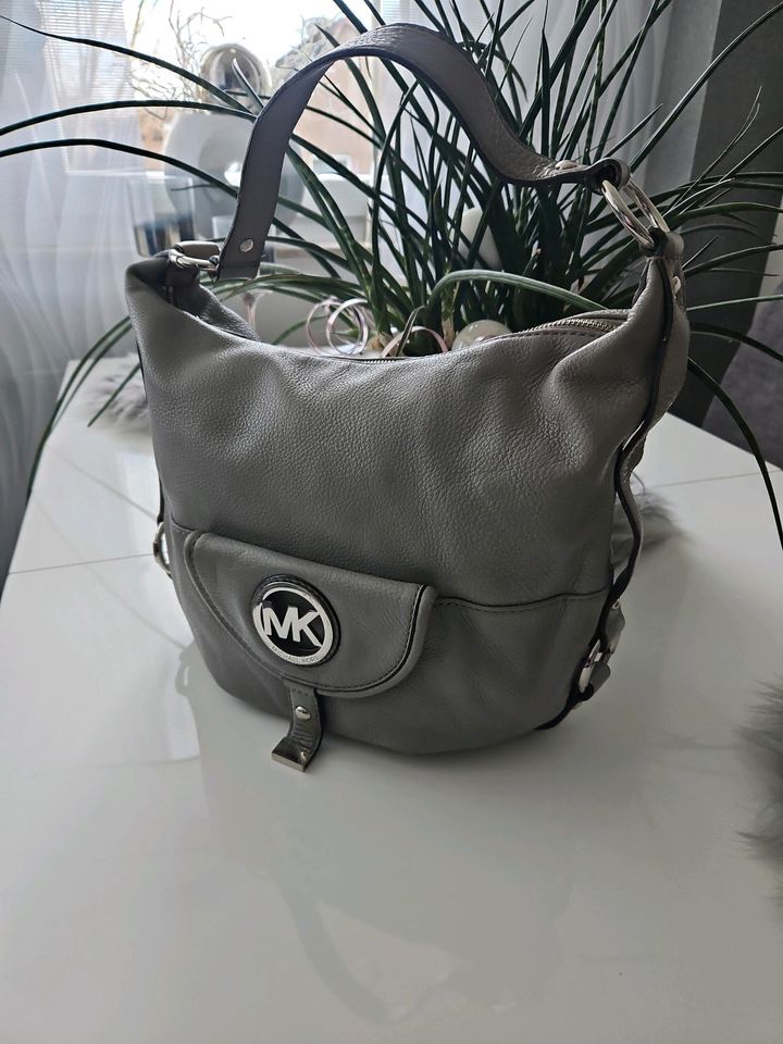 Michael Kors Tasche ☆ grau in Soest