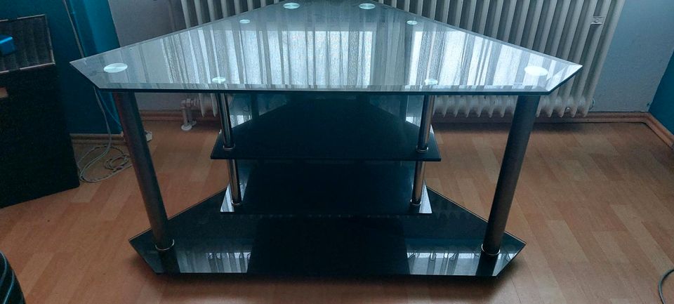 Fernsehtisch aus Glas-Ablagen-schwarz silber H67xB124xT63cm in Meppen