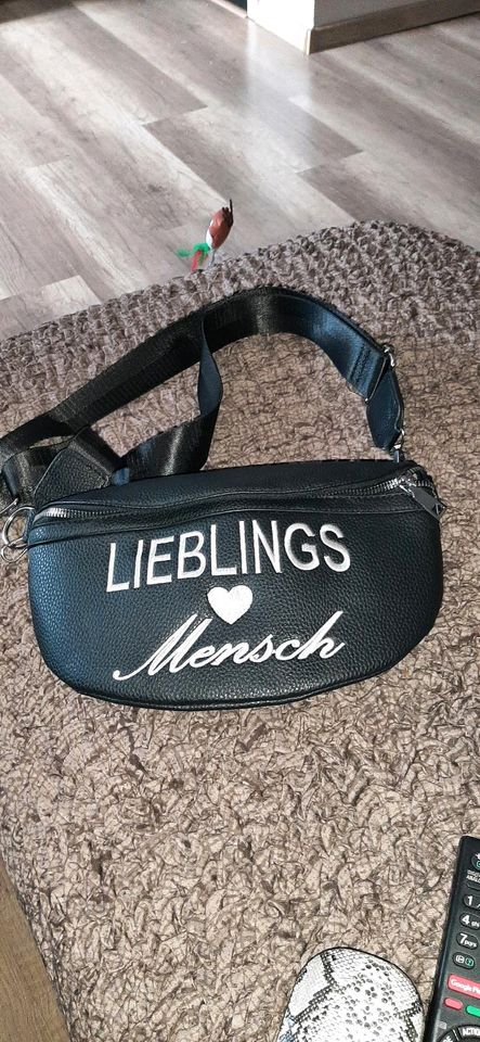 Sehr schöne kleine Tasche in Gelsenkirchen