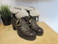 Schnürboots Stiefeletten Booties Gr.36 Manas neuwertig Bayern - Adelsdorf Vorschau