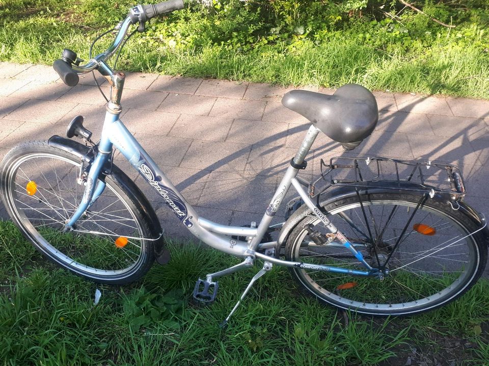 Damen Fahrrad Diplomat in Leipzig