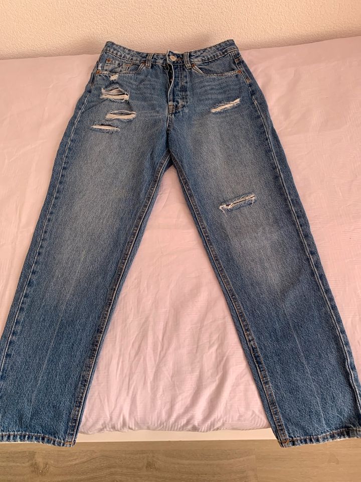 Damen jeans in Schwaikheim