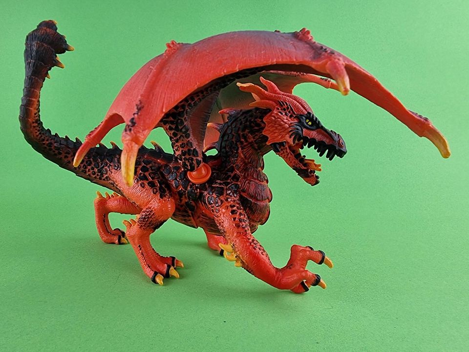 Schleich Eldrador Pflanzenmonster 42513 / Lava Drache 70138 +Mini in Arnsberg