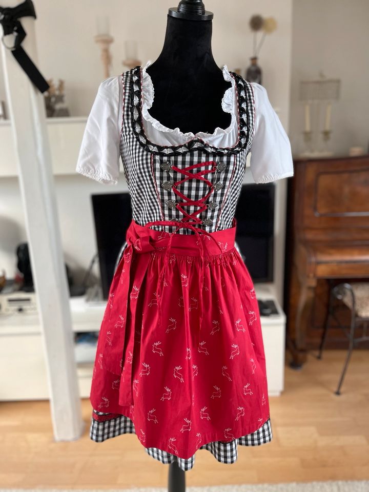 Dirndl Trachten tolle Lönge Baumwolle 1x getragen wie Neu! in Rostock