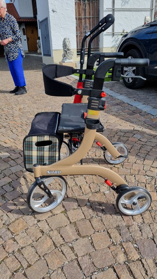 Rollator neu - Original verpackt - Top Modell in Aschau im Chiemgau