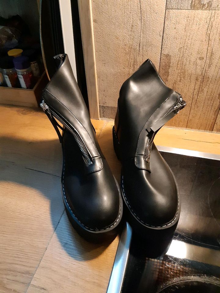 Chunky Boots, neu, UVP 50 in Hamm