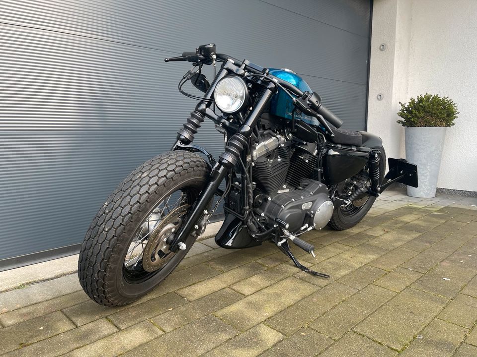 Harley Davidson Sportster Forty Eight 48 XL1200/XL2 MY 2015 in Broderstorf