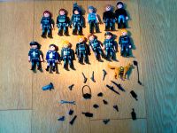Playmobil Figuren 10 Polizisten mit 3 Dieben und Ausrüstung Baden-Württemberg - Eggenstein-Leopoldshafen Vorschau