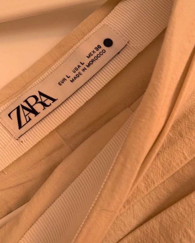 Zara Rock Creme Beige drapiert in Kirchheim unter Teck