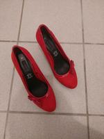 High Heels Bugatti  gr. 41 Nordrhein-Westfalen - Brilon Vorschau