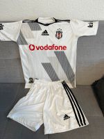 Trikot von Besiktas Nordrhein-Westfalen - Gelsenkirchen Vorschau