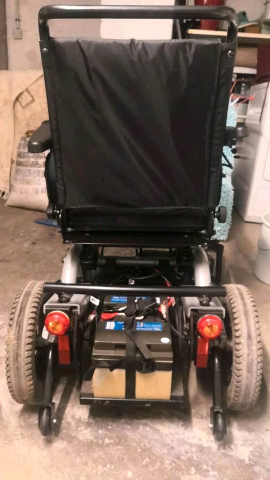 Senioren Fahrzeug /Rollstuhl Elektrisch in Oer-Erkenschwick