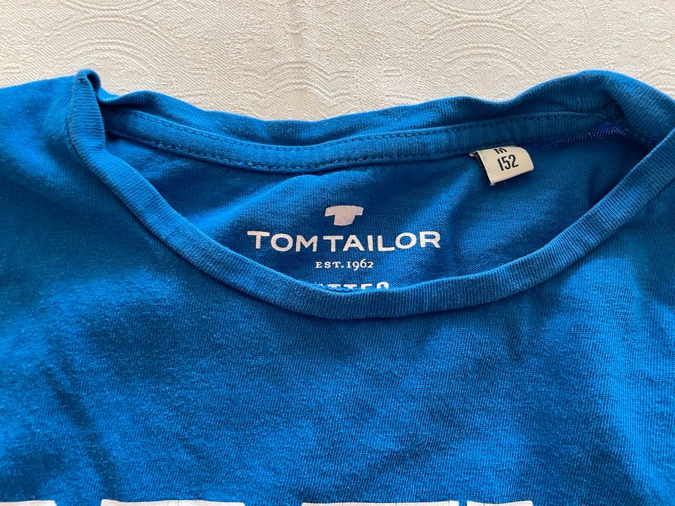 T-Shirts u.a. Tom Taylor, Trigema, Benetton, Disneyland in Stuttgart