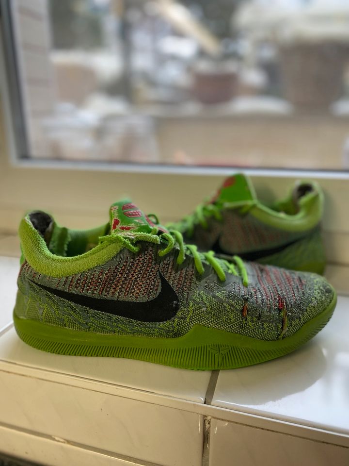 Nike Kobe Grinch Rage Focus Basketballschuhe Jordan LeBron used in  Thüringen - Sonneberg | eBay Kleinanzeigen ist jetzt Kleinanzeigen